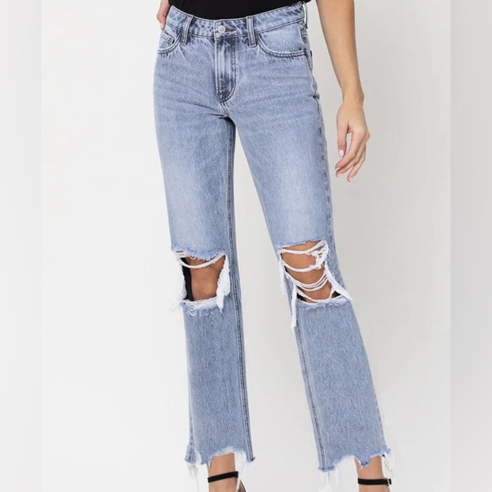 Vervet light wash distressed straight jeans size 32